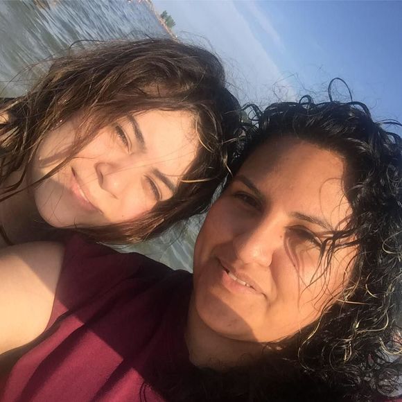 Meet your Posher, Lupe - Picture 1 of 1